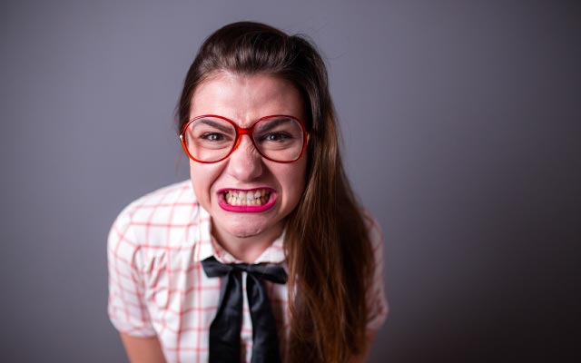 une femme moche sur un site de rencontre