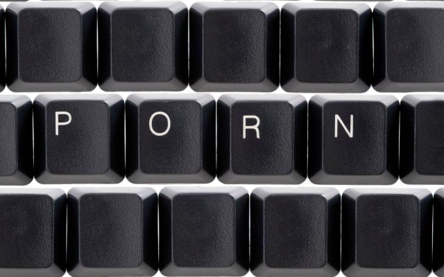 clavier addiction porno